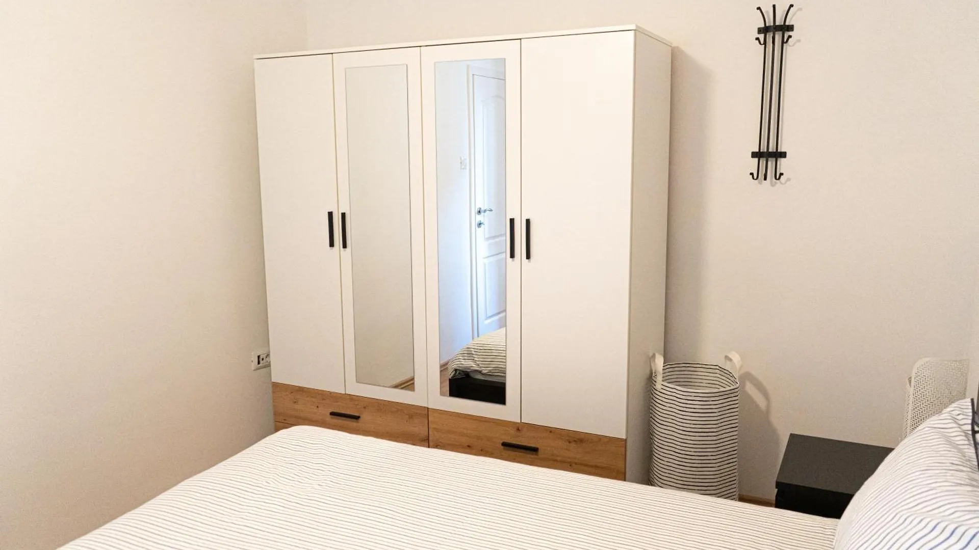 Sunny Bay Apartment Rijeka 0*,